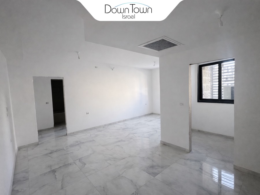 דירת  4 חדרים עם פוטנציאל תשועה גבוהה 