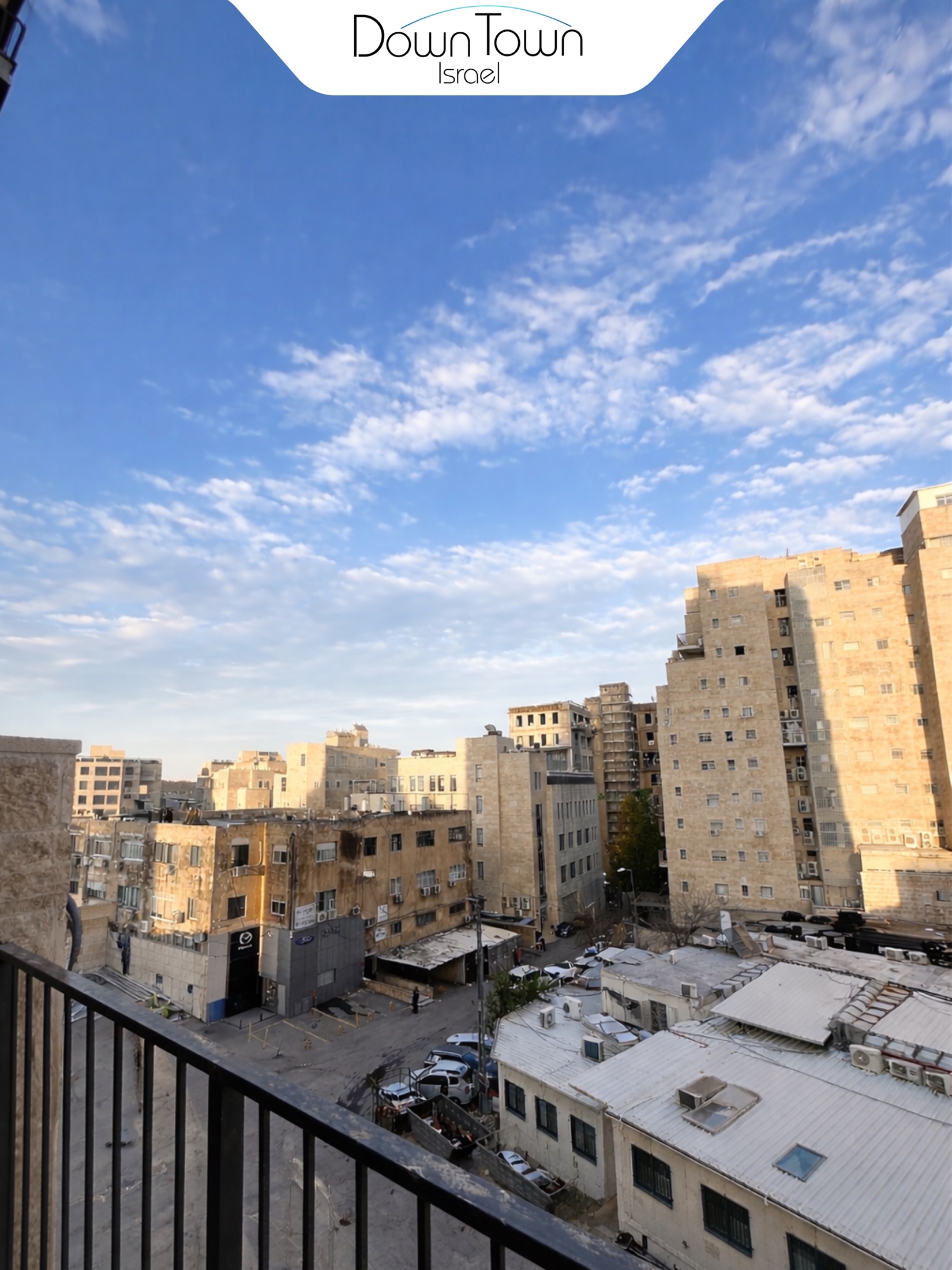 דירה ענקית מודרנית בבניין חדש